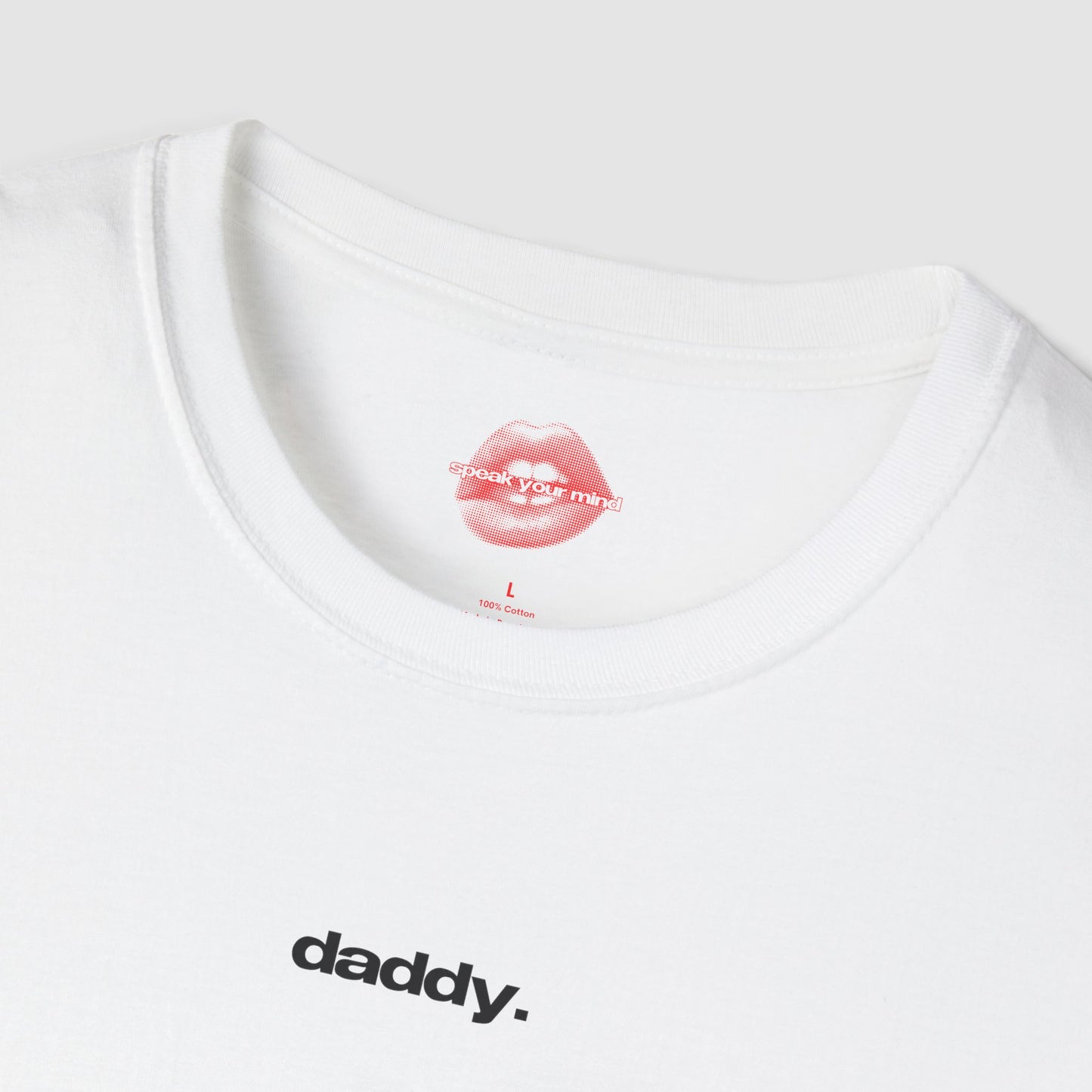 ”Daddy.” | Text Only | T-Shirt