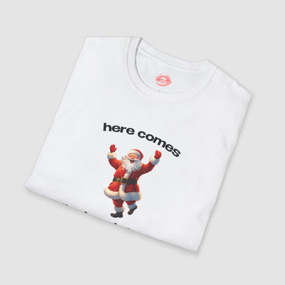 "Here Comes The Breakdown." | Cheering Santa | T-Shirt