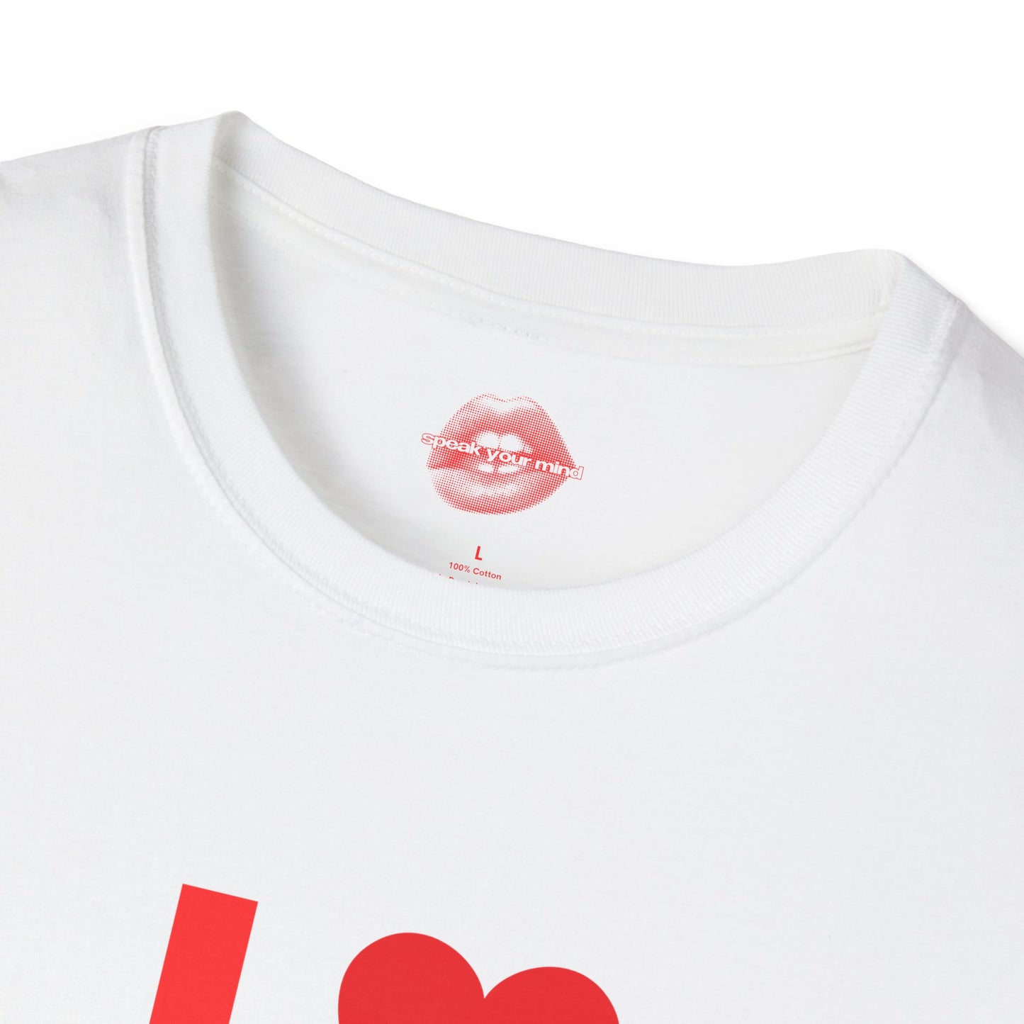 "I Love Free Drinks." | Heart | T-Shirt