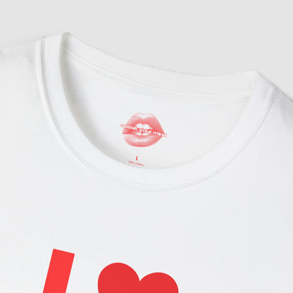 "I Love Hot Dads." | Heart | T-Shirt