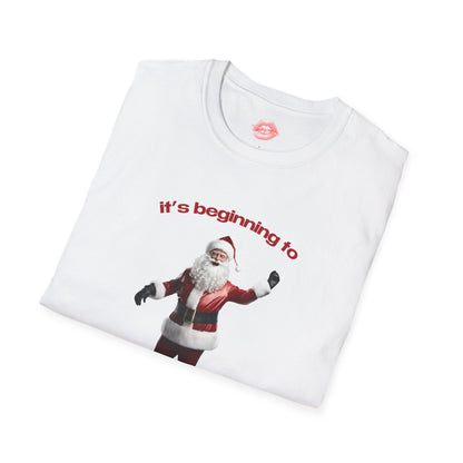 "It's Beginning To Look A Lot Like Chaos." | Santa | T-Shirt