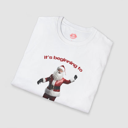 "It's Beginning To Look A Lot Like Chaos." | Santa | T-Shirt