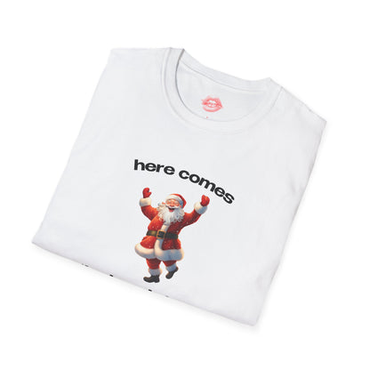 "Here Comes The Breakdown." | Cheering Santa | T-Shirt